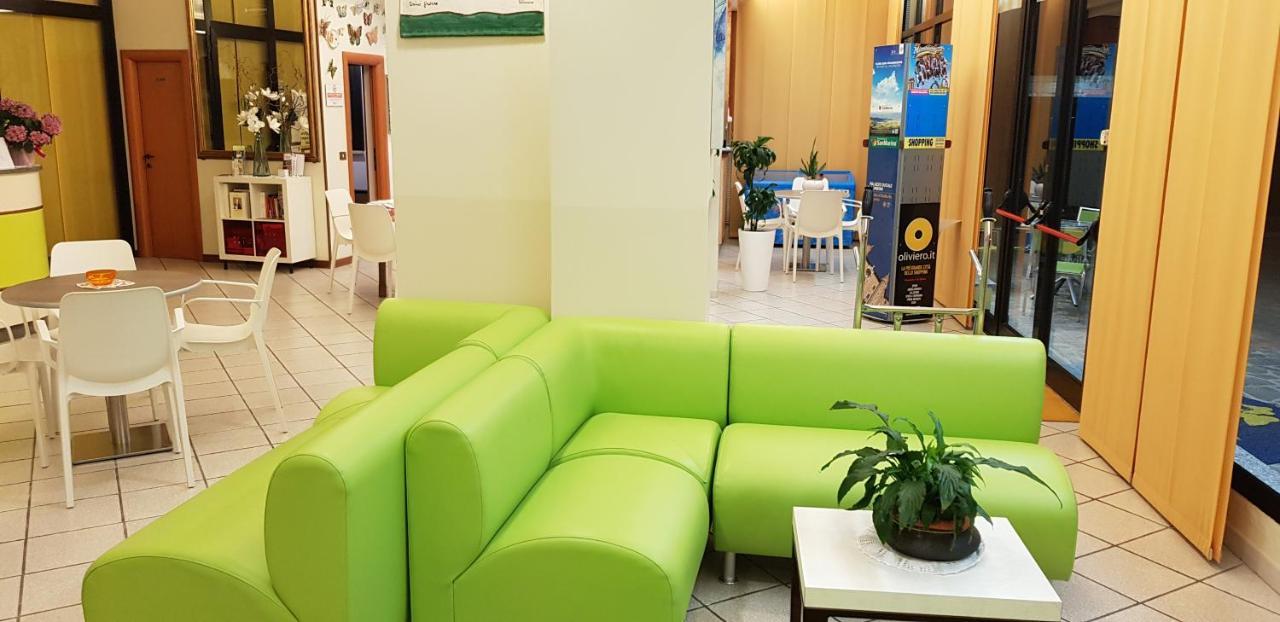 Hotel La Falena Cervia Kültér fotó